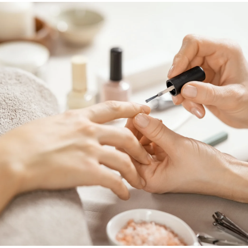 Dépose de vernis semi-permanent